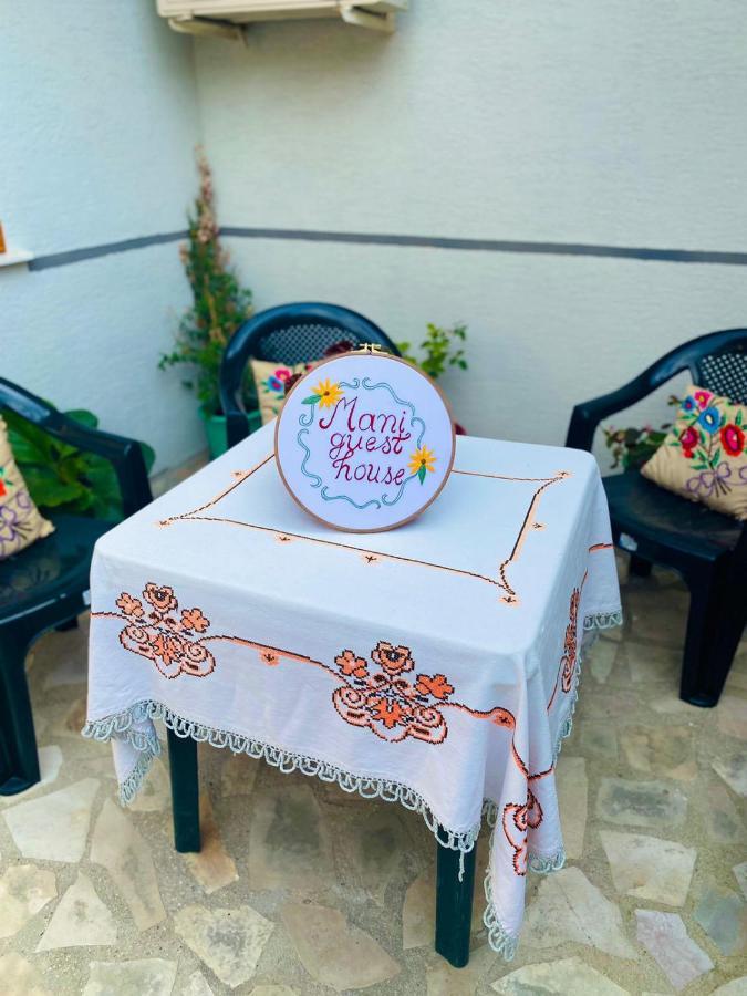 "Mani Guest House" Gjirokaster Luaran gambar