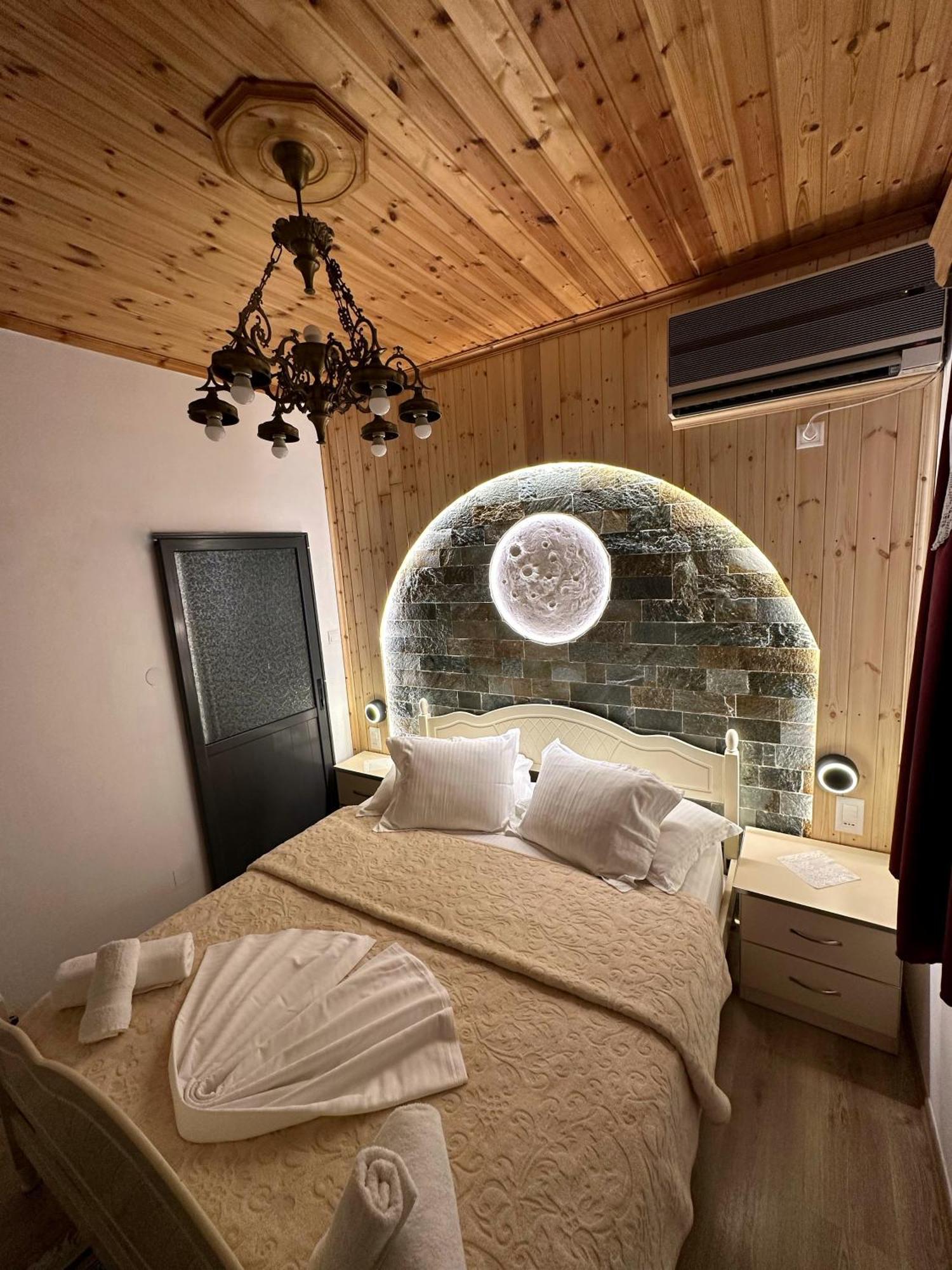 "Mani Guest House" Gjirokaster Luaran gambar