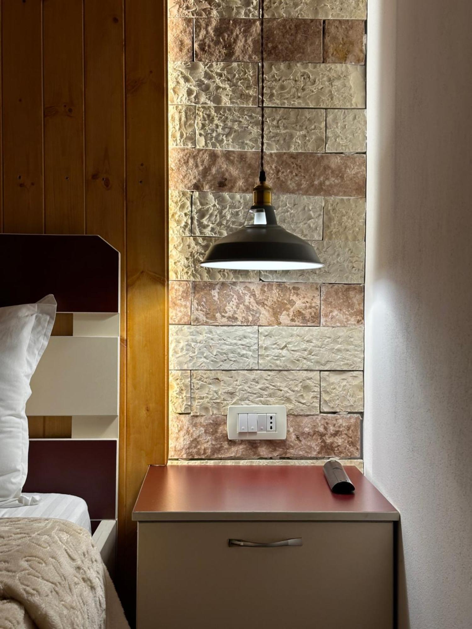 "Mani Guest House" Gjirokaster Luaran gambar